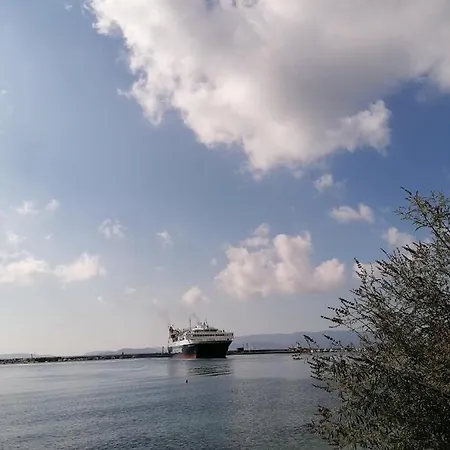 Διαμέρισμα Evmenia Panoramic View & Sea Front *