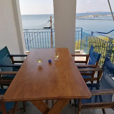 Evmenia Panoramic View & Sea Front Apartmán