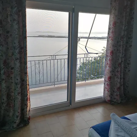 דירה Panoramic Sea View Evmenia And Harbourside Sea Front לוטראקי